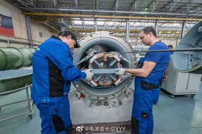 俄羅斯Avangard機械制造廠48N6導彈生產線